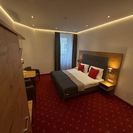 Wilder Mann Hotel