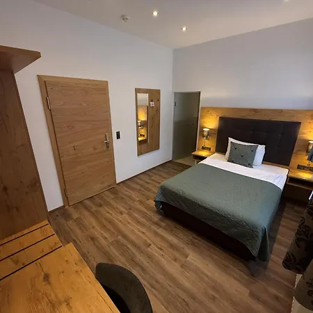 Hotel Wilder Mann 3*