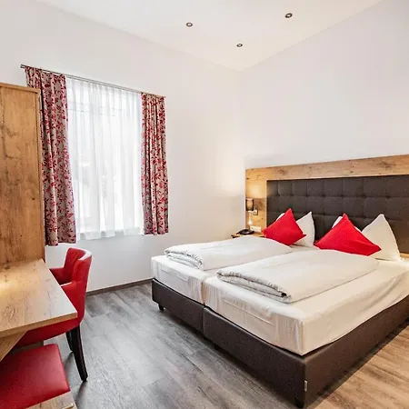 Wilder Mann Hotel